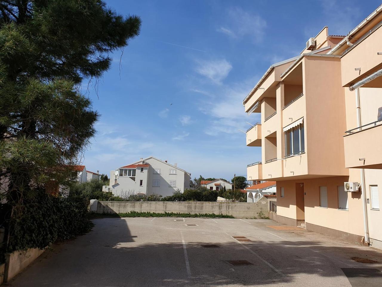 Apartment Valamar Novalja Extérieur photo